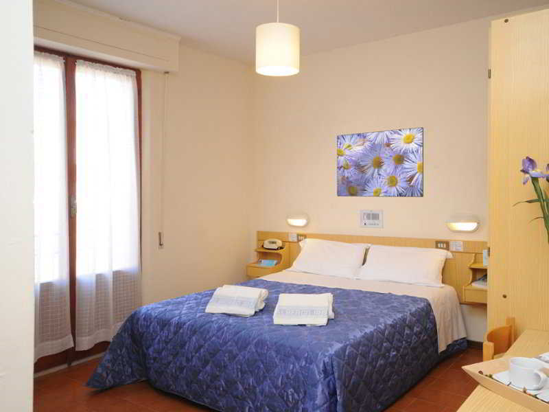 Milton Iris Hotel Chianciano Terme Room photo